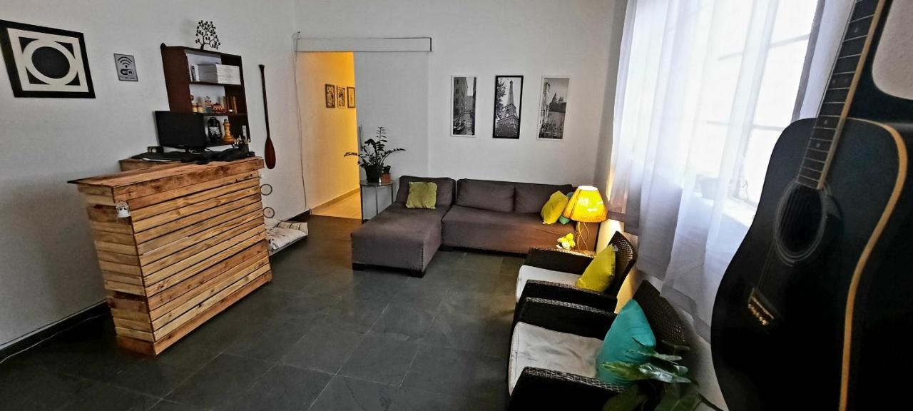 Quintal Da Bella Hostel 산토스 외부 사진